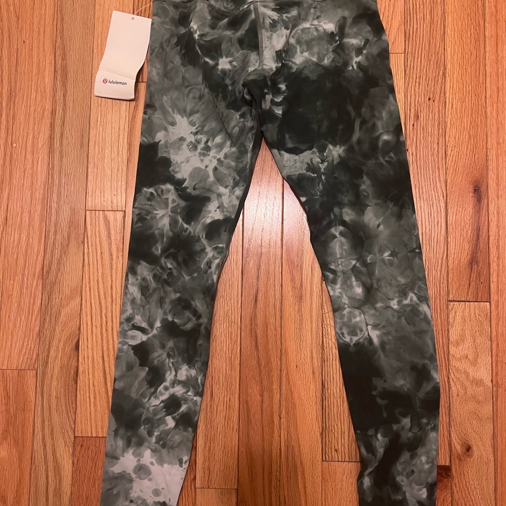 NWT Lululemon Align 28” Green Space Tie-Dye Leggings